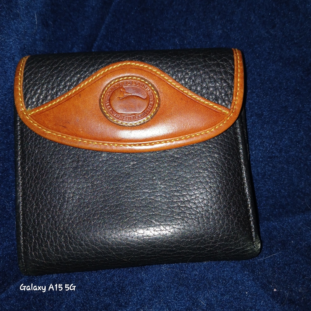 🦆Two-Tone Leather Bifold Wallet - Black with Tan Accent